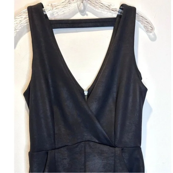 Free People Coated Knit Black Moonlight Sleeveless Bodycon Romper Size 4 NWOT - Picture 4 of 7